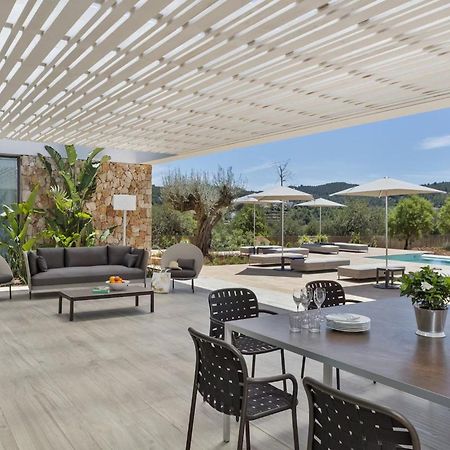 Countryside Villa With Outdoor Space Santa Eularia des Riu Buitenkant foto