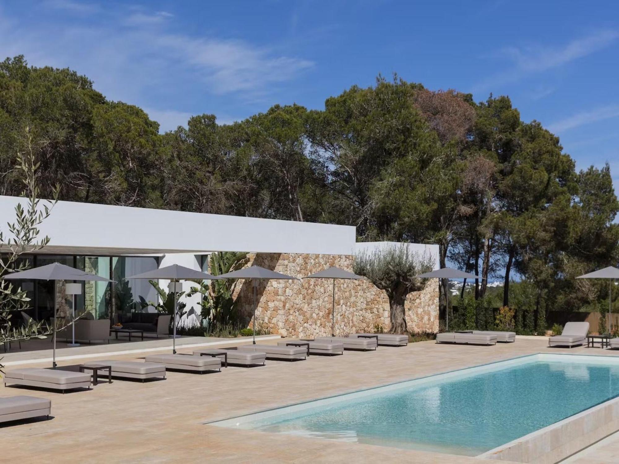 Countryside Villa With Outdoor Space Santa Eularia des Riu Buitenkant foto